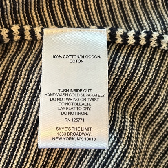 3 for $10 Sky’s The Limit Navy and White Stripped Knit Tunic Top w/Rosettes Med - Picture 8 of 8